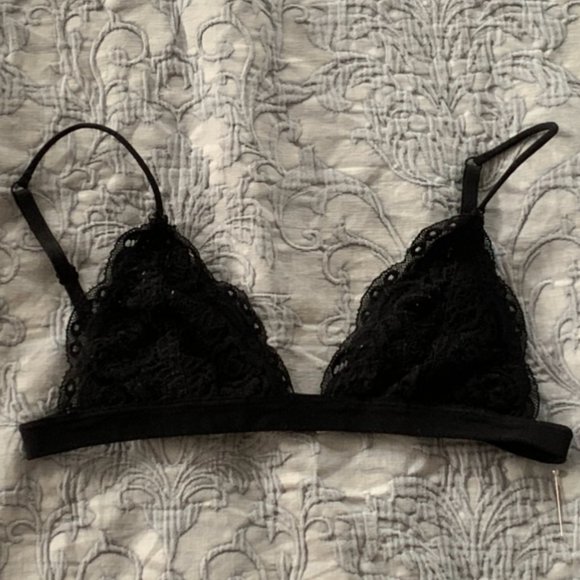 Brandy Melville Other - Brandy Melville Bralette